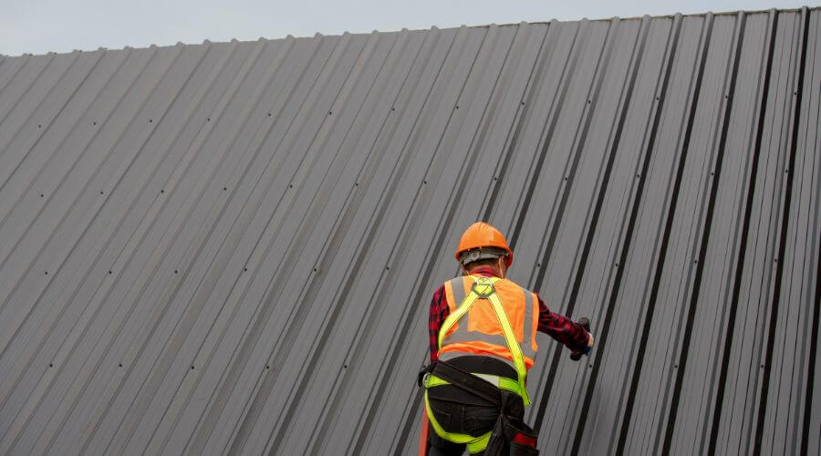 Professional Flat Roofing Installation in Elwin, IL